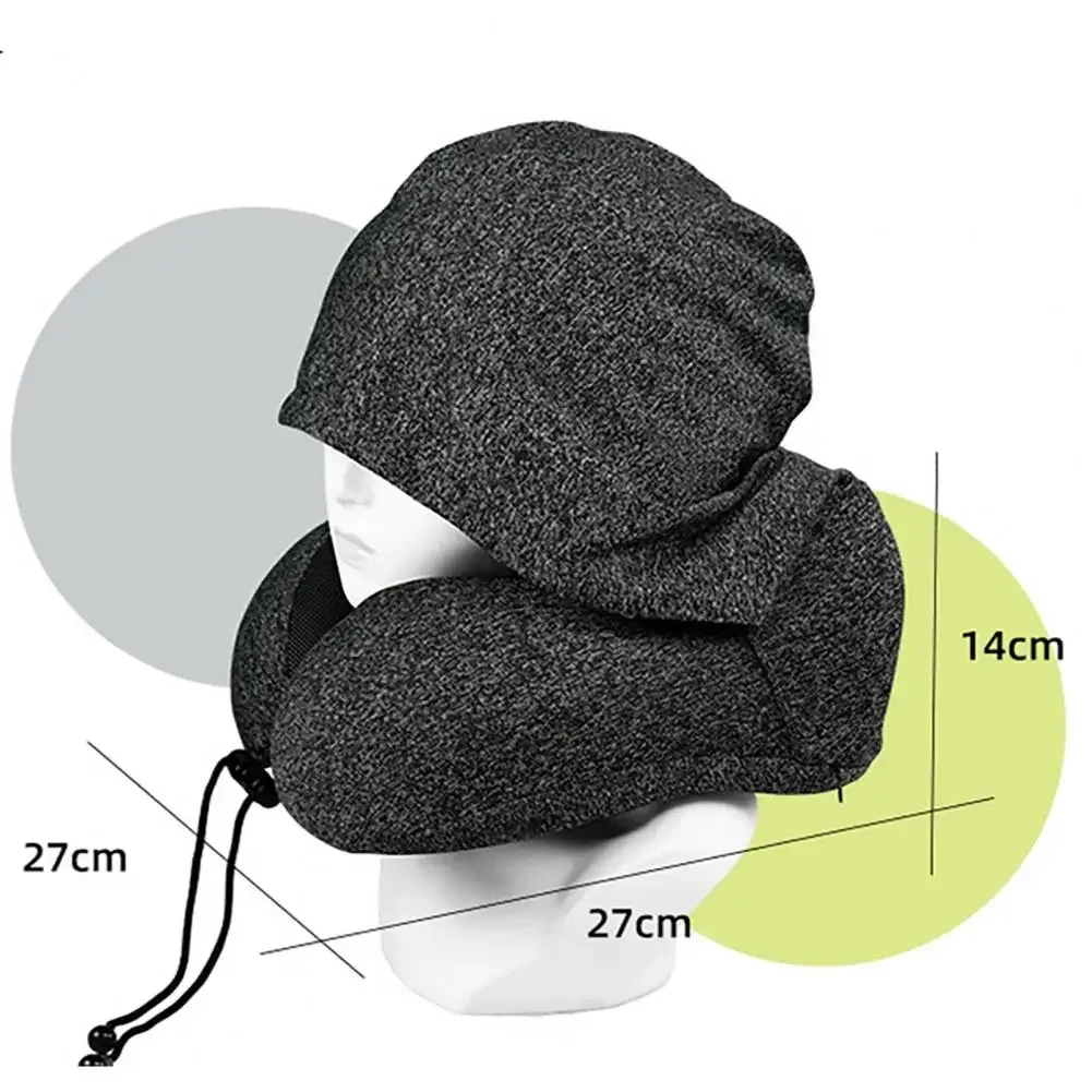 Graues Nackenkissen mit Kapuze aus weichem Strickstoff – Bild 3